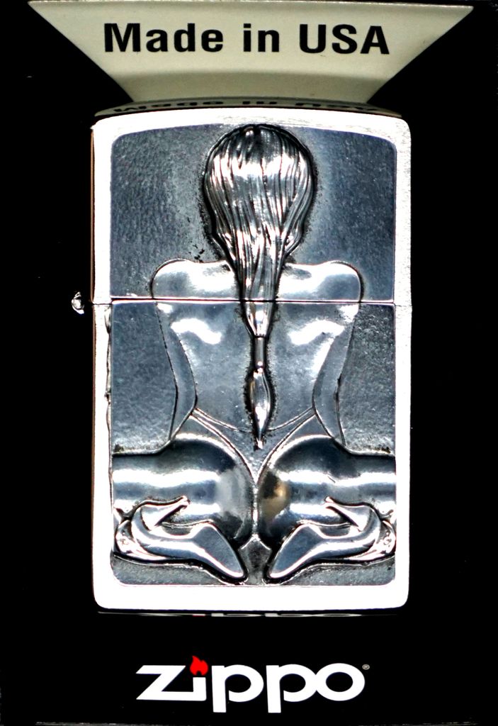 Accendino a benzina Zippo Kneeling Girl donna sexy cromo Immagine del prodotto 