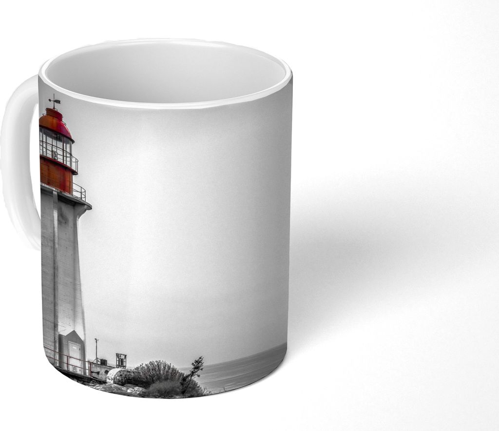MuchoWow Tasse Kaffeetasse Kaffeebecher 350 ml Schwarz-Weiß-Foto eines Leuchtturms im Westen von Vancouver Teetasse - Fototasse - Becher - Keram...