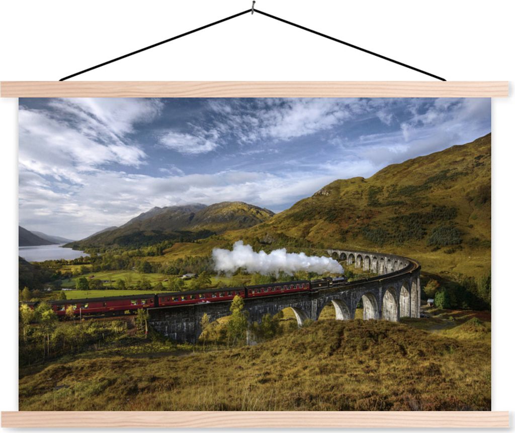 MuchoWow Textilposter Eine rote Dampflokomotive überquert einen Fluss 60x40 cm mit holzfarbenen Rahmen - Bilder