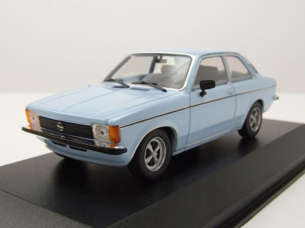 Maxichamps 940048100 Opel Kadett C 1978 blau 1:43 Produktbild 