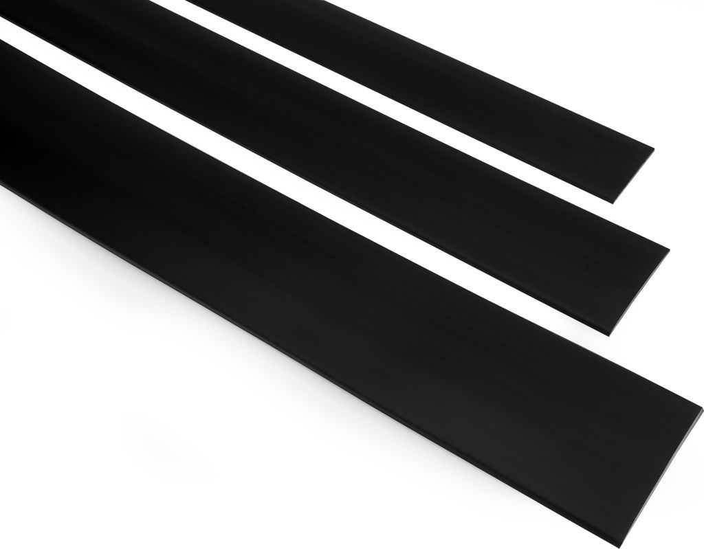 QUEST Abdeckleiste Selbstklebend 30x30mm, 5m, PVC Flachleiste für Innenbereich, Flexibel, Flach, UV-beständig, schwarz