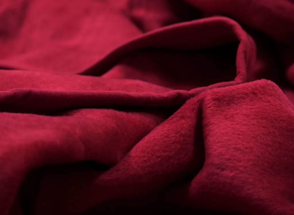 Couverture Coton Sense Biederlack - Texture Douce et Finition Velours