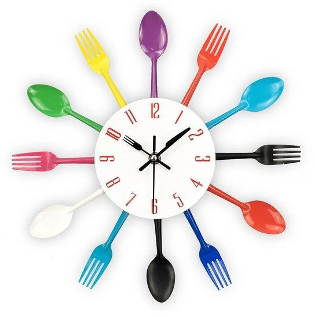 Horloge murale en acier avec couverts et moules à gâteaux décoratifs