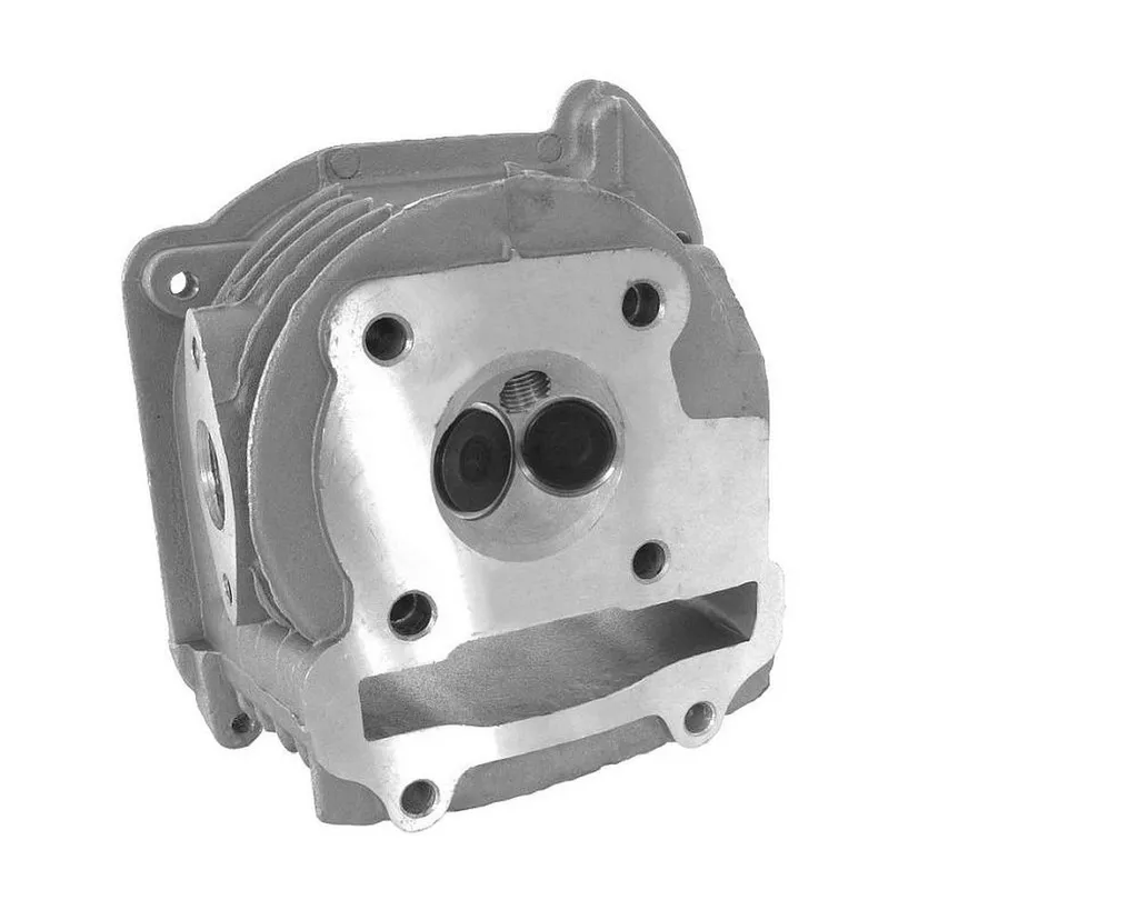Culasse Neuve avec Soupapes : Résoudre les Pertes de Compression Moteur
