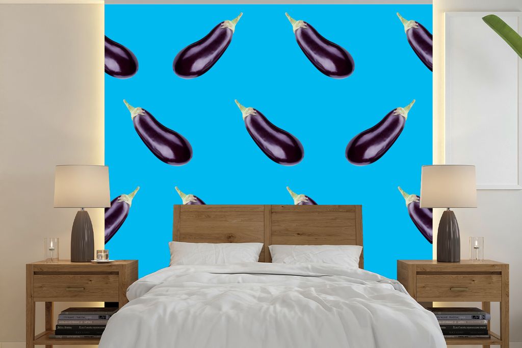 MuchoWow Fototapete für Wohnzimmer oder Schlafzimmer Wandtapete Vinyl Motivtapete Gemüse - Aubergine - Muster - Blau - 350x350 cm - Schlafzimme...