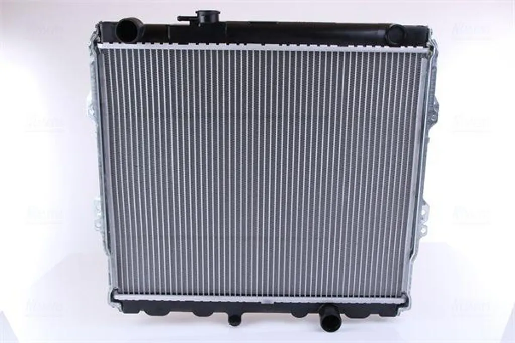 Radiateur NISSENS 64599A compatible Hilux OE 1640030080 Qualité Premium