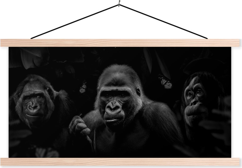 MuchoWow Textilposter Panorama mit Gorillas im Dschungel - schwarz und weiß 120x60 cm mit holzfarbenen Rahmen - Klemmleiste
