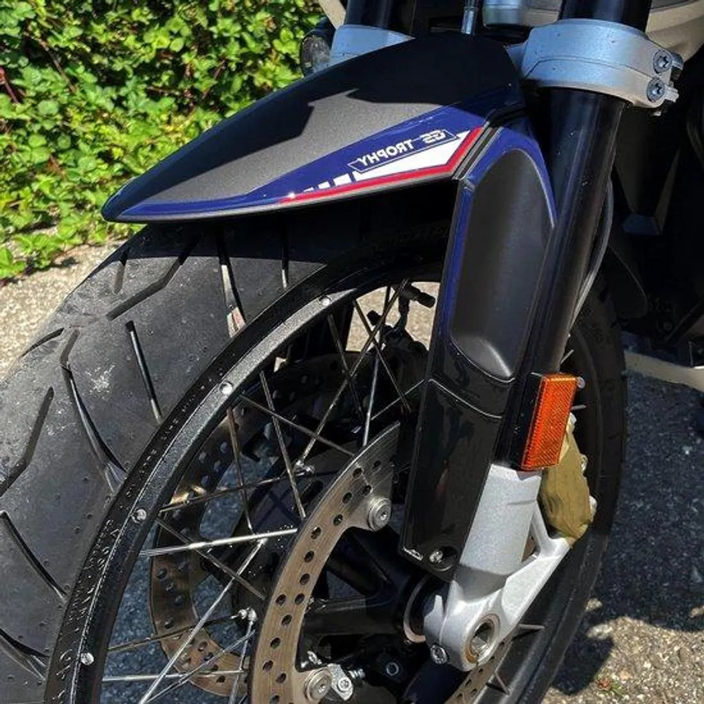 Protection garde-boue moto pour route et circuit stickers 3D de sécurité