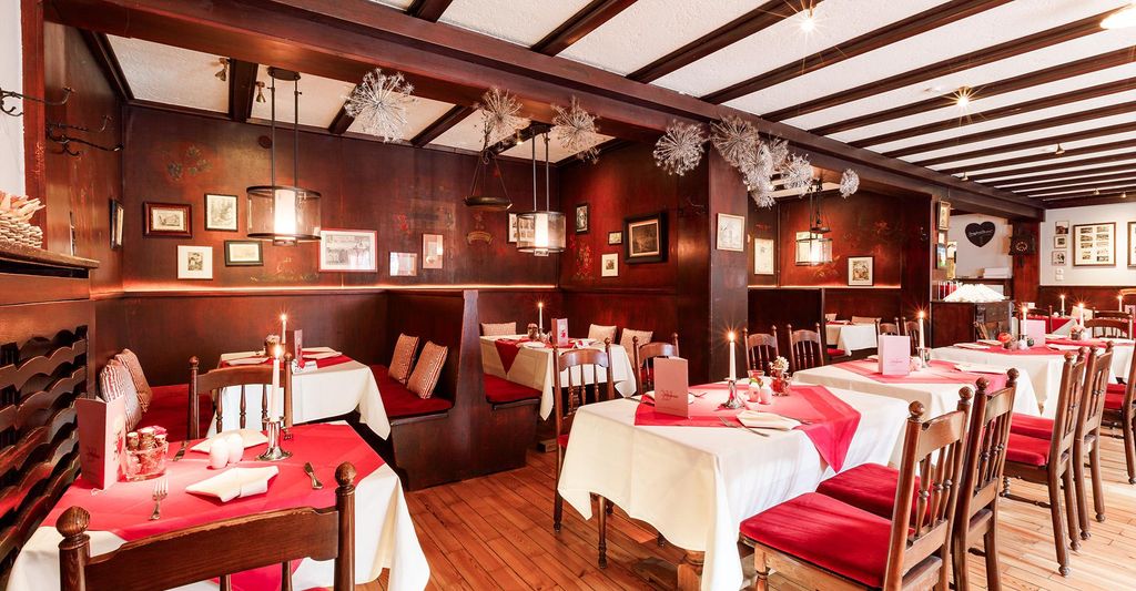 mydays Candle Light Dinner Deluxe München; Erlebnis verschenken oder selbst erleben; Gutschein für 2 Person(en)