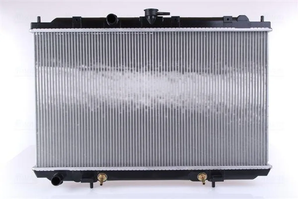 Radiateur moteur Nissens 68732 : entretien idéal pour Nissan Almera