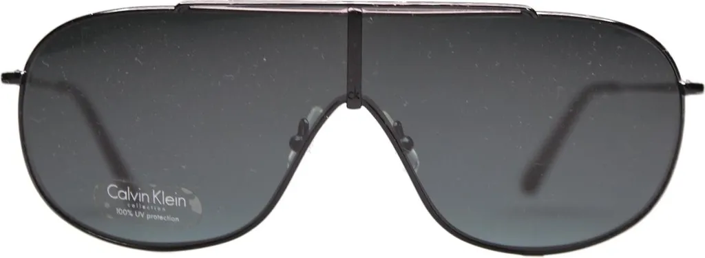 Calvin Klein Eyewear Saldi: Protezione e Stile per il Professionista