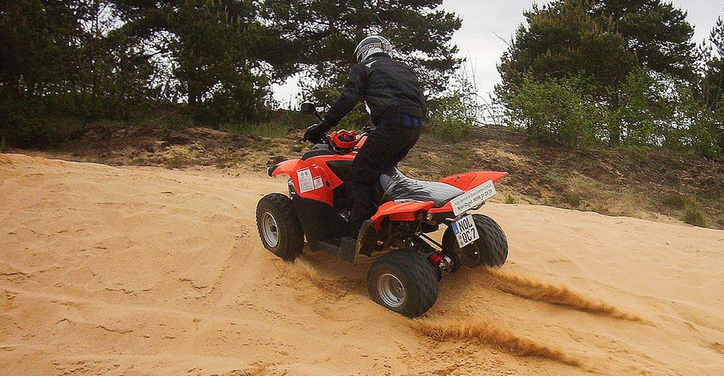 mydays Quad-Tour Weißwasser (5 Std. ); Erlebnis verschenken oder selbst erleben; Gutschein für 1 Person(en)