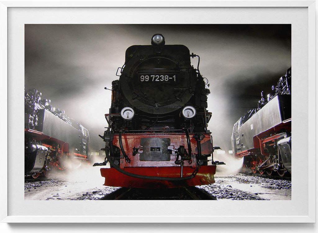 Lokomotiven bei Nacht– Wandbild mit Rahmen – Gerahmtes Bild – Wanddekoration – 100x70 cm – Weiß Rahmen