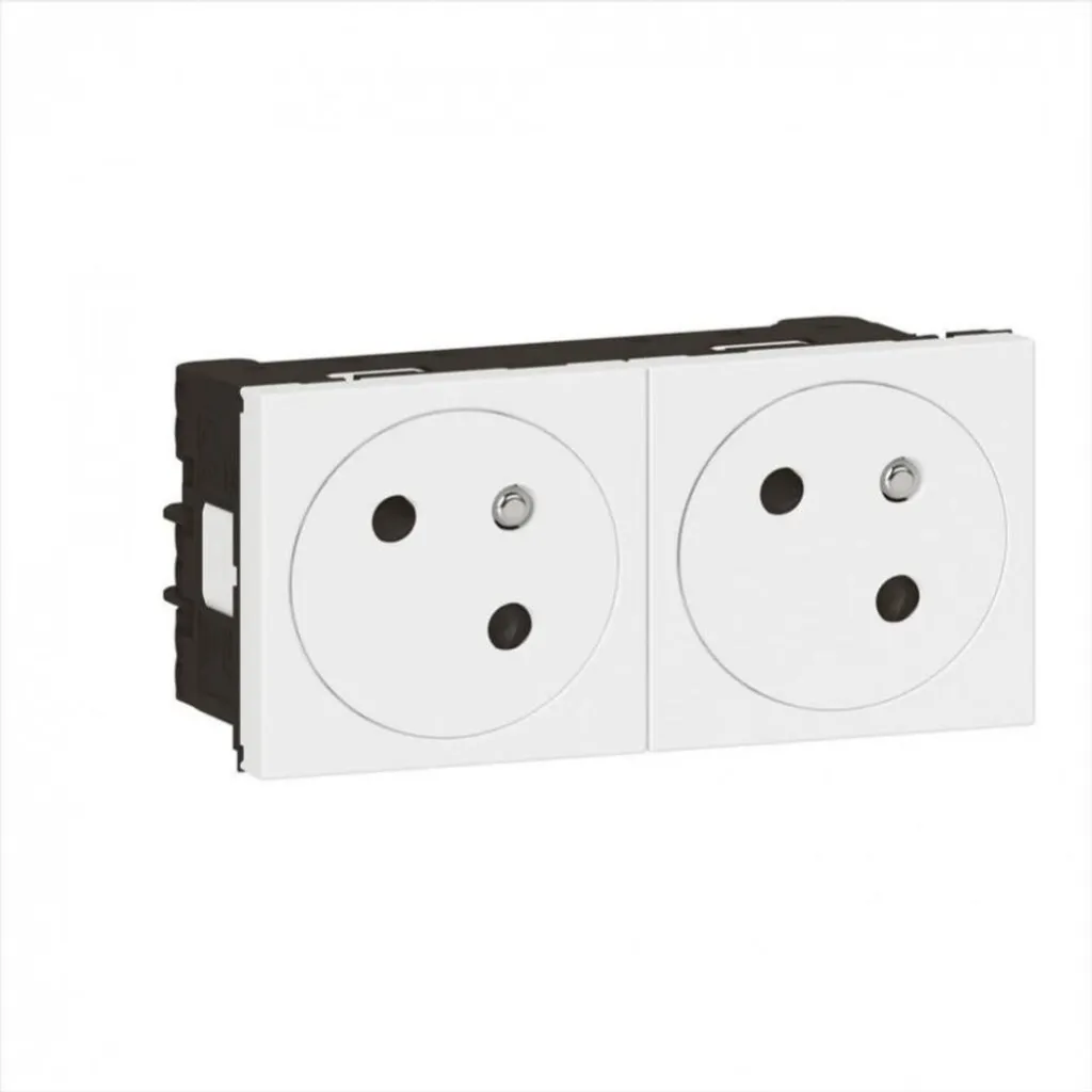 Double prise 2P+T Legrand Mosaic blanche avec bornes automatiques 16A