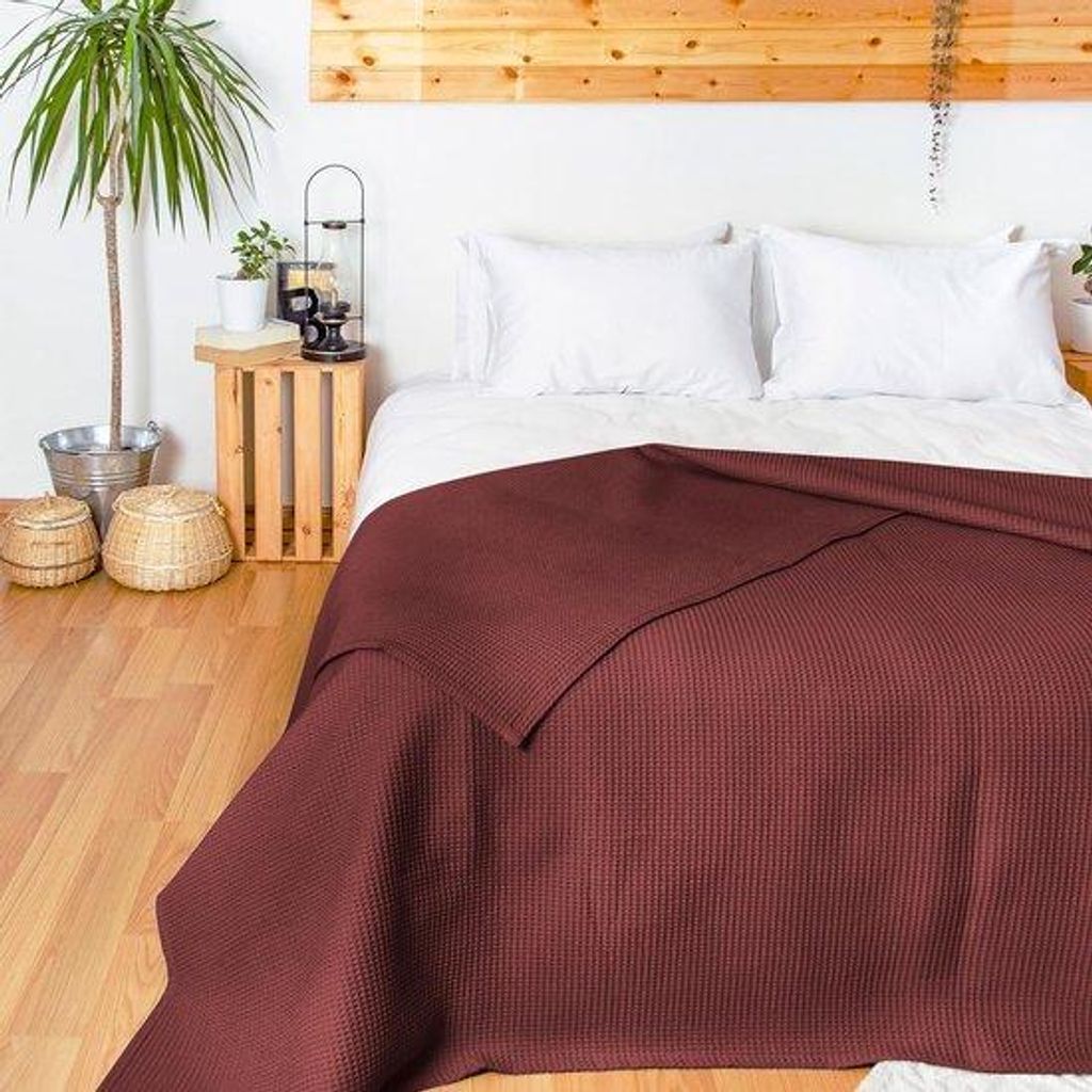 Famanu Waffelpique Decke 240x260 cm mahagoni, 100% Baumwolle, leichte Sommerdecke