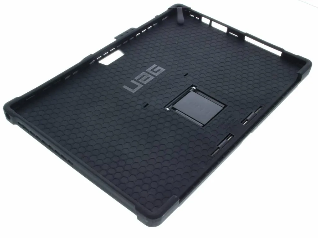 Coque Surface Pro 7 antichoc UAG UAG-SFPRO4-BLK-VP étui robuste noir