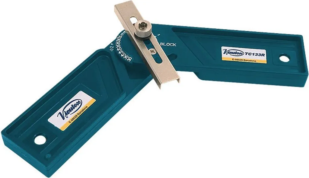 Acquista Ora Virutex TC133R: Lo Strumento per Angoli che si Ripaga da Solo