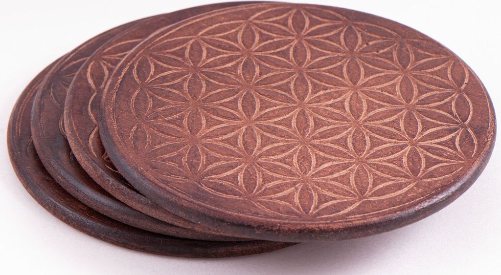 Gefäßuntersetzer aus Holz mit Blume des Lebens - 4er Set - Produktbild 