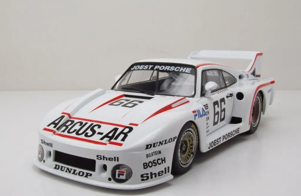 Voiture de Course Porsche 935 J miniature 1:18 Collection Sport 1981