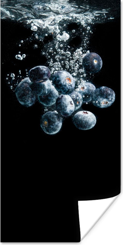 MuchoWow Poster Blaubeeren - Obst - Beeren - Stillleben - Wasser - Schwarz 75x150 cm - Dekoration für die Wände