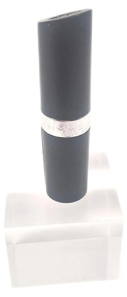 Rouge à Lèvres Rimmel Kate 008 pour un Maquillage Tenue Journée