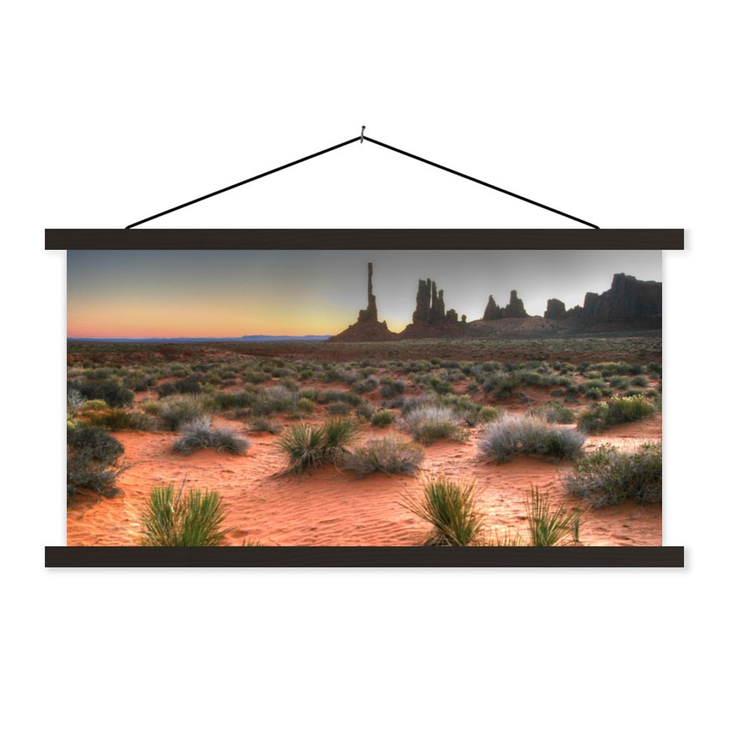 MuchoWow Textilposter Sonnenaufgang am Totempfahl im Monument Valley in Amerika 150x75 cm mit schwarzem Rahmen - Posterleiste