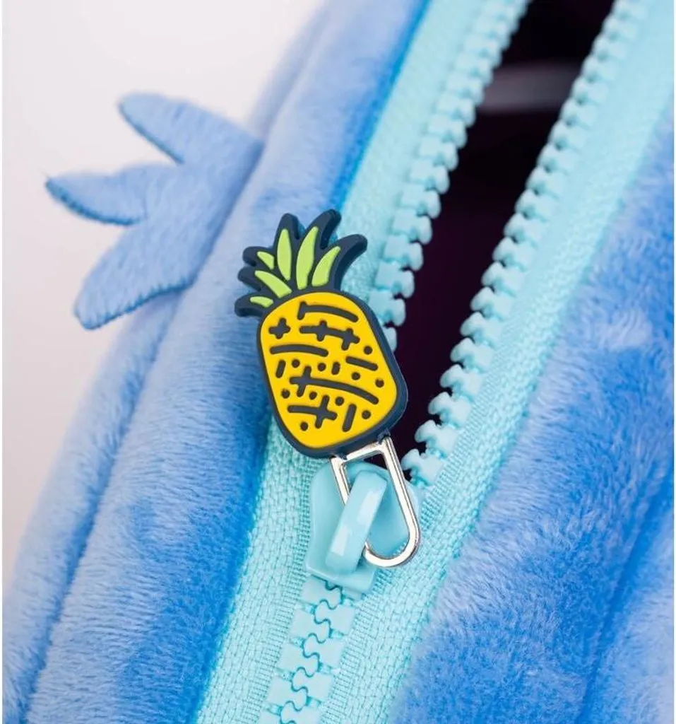Fini le désordre avec la trousse Stitch compacte pour l'école - 3