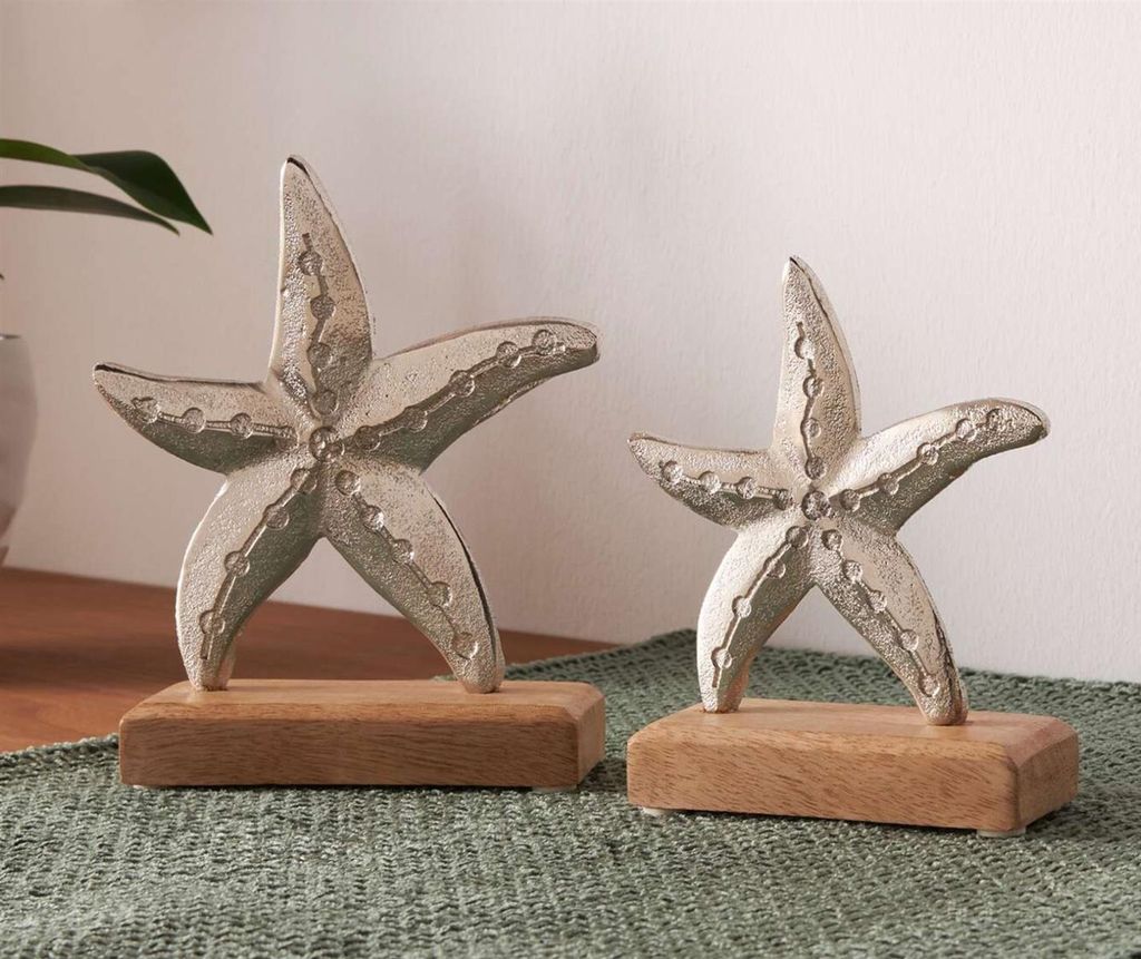 2x Dekofigur "Seestern" aus Aluminium im Antik Design, Sockel aus Mango Holz, Tischdeko maritim