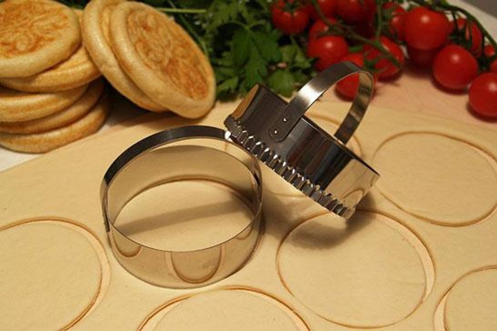 Ausstecher rund 86 mm - gezahnt - mit Handgriff