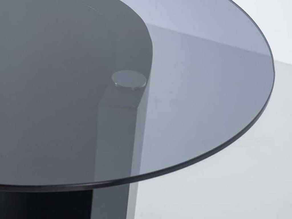 Modernes zweiteiliges Tischset mit Glasplatten in elegantem Design