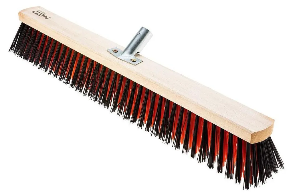 Brosse de rue 60 cm NEO TOOLS avec manche métal haute résistance Pro