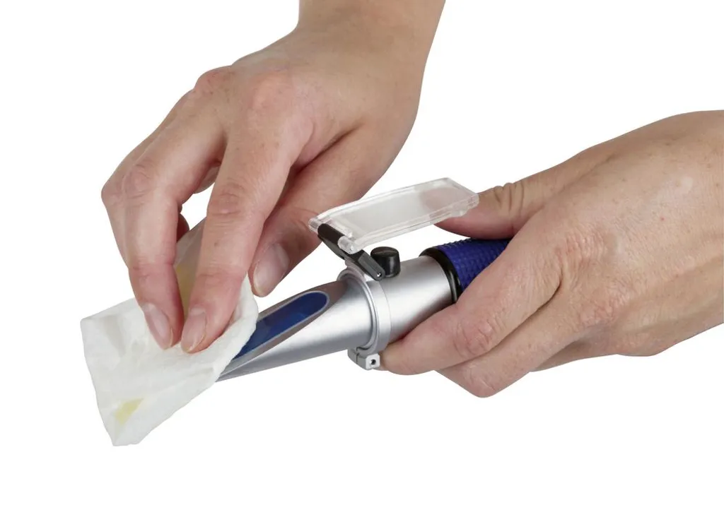 Réfractomètre pour tester le colostrum et garantir l'immunité veaux - 7