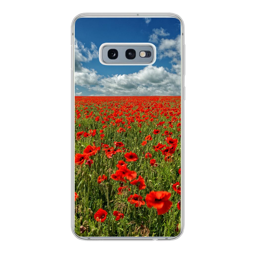 MuchoWow Handyhülle Schutzhülle Hülle für Samsung Galaxy S10e Schneeweiße Wolken über einem Mohnblumenfeld Silikon Softcase Handy Hülle - ...