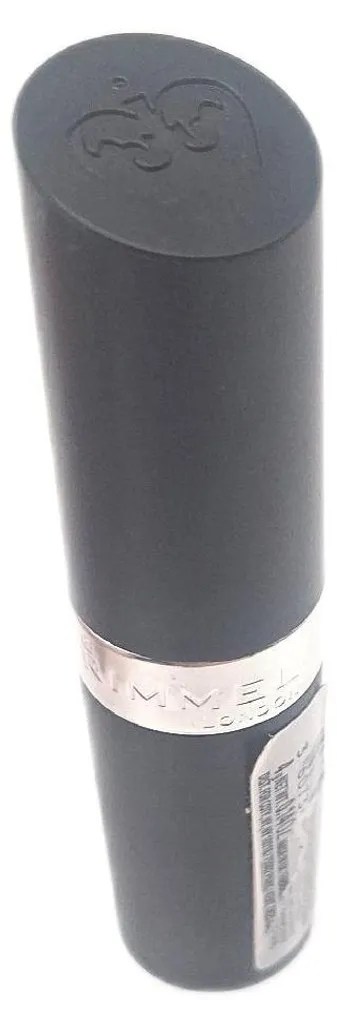 Rouge à Lèvres Rimmel Kate 008 pour un Maquillage Tenue Journée
