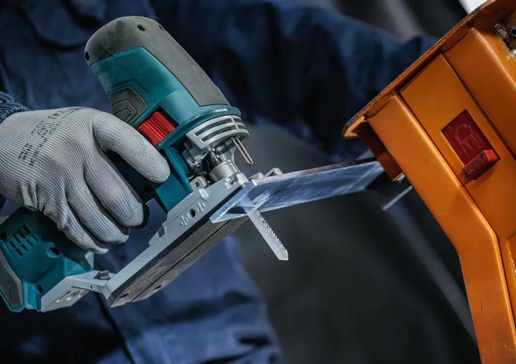 Lame Bosch EXPERT T155HHM Tough Metal: Taglio Inox e Acciaio Duro