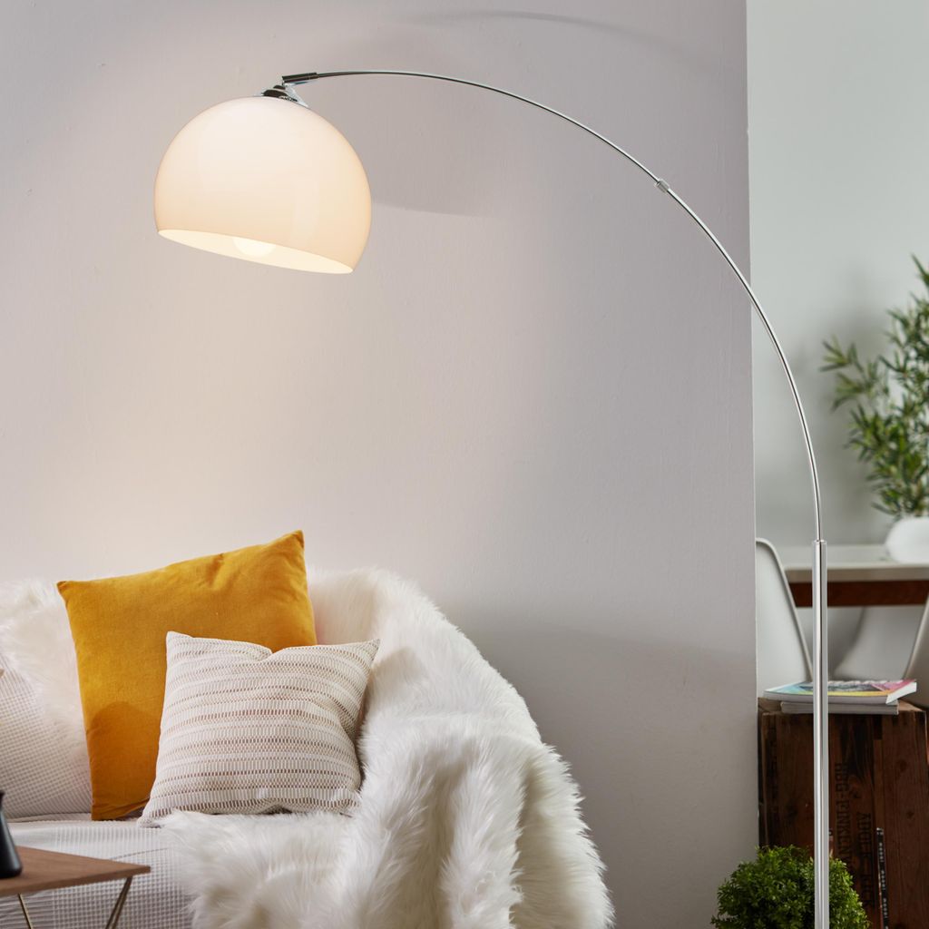 moderne Bogenlampe, Stehleuchte mit schwenkbarem Kopf und Produktbild 