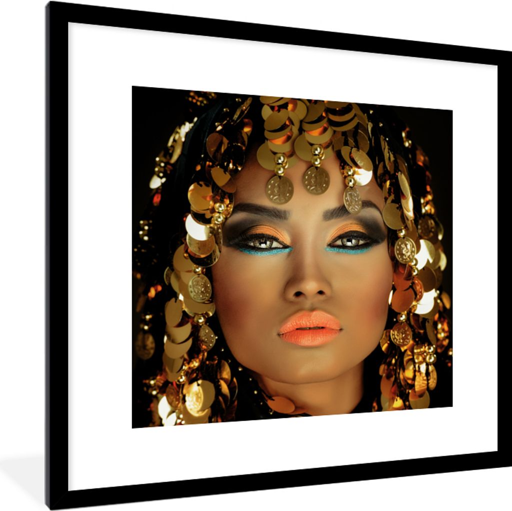 MuchoWow Gerahmtes Poster Frau - Kleopatra - Gold - Schmuck - Make-up - Luxus 40x40 cm - Poster mit Schwarzem Bilderrahmen Wandposter Rahmen Foto...
