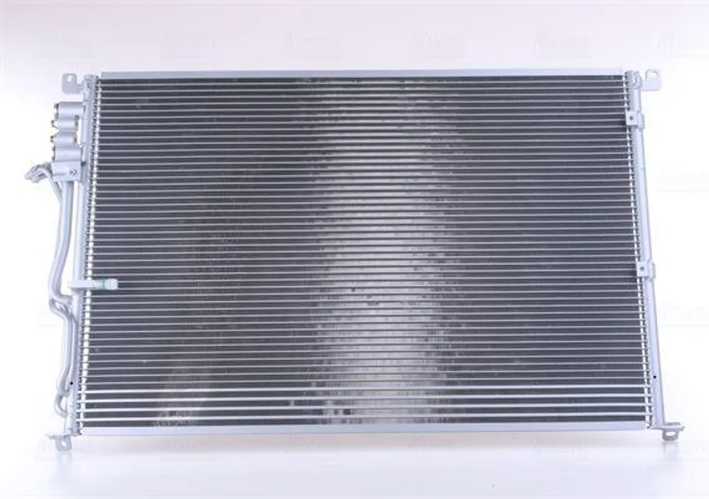 Condenseur de Clim Nissens 940451 pour Audi A8 - Qualité Premium OE