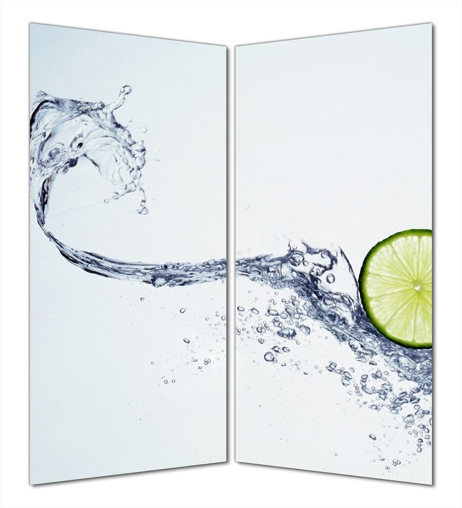 Wallario selbstklebende Duschrückwand 160 x 180 cm mit Motiv Limettenscheibe in spritzigem Wasser - Wandverkleidung mit Hochglanzlaminat in Glasoptik