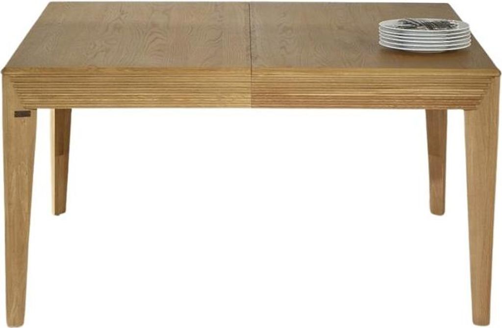 Quadratischer Eichentisch für 6/8 Gedecke