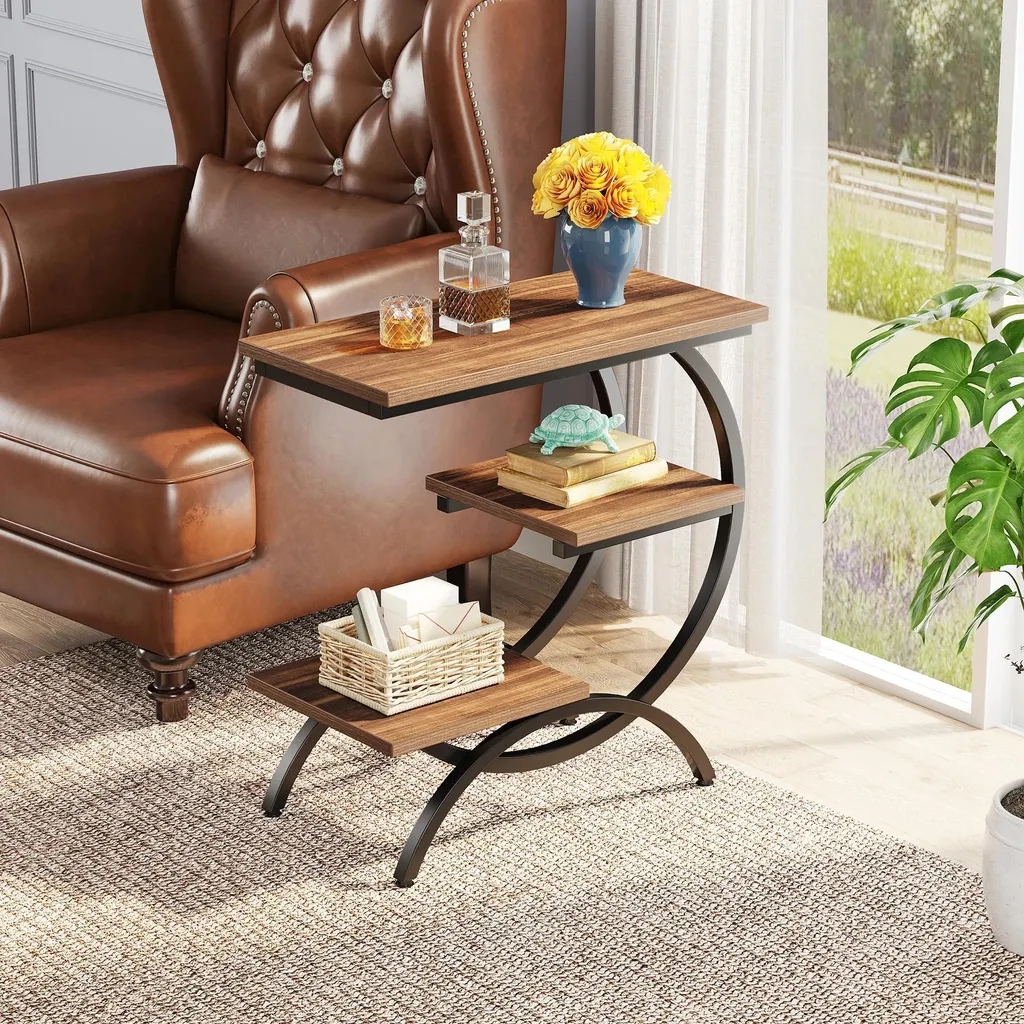 Table basse en forme de C pour gagner de la place dans un petit salon - 3
