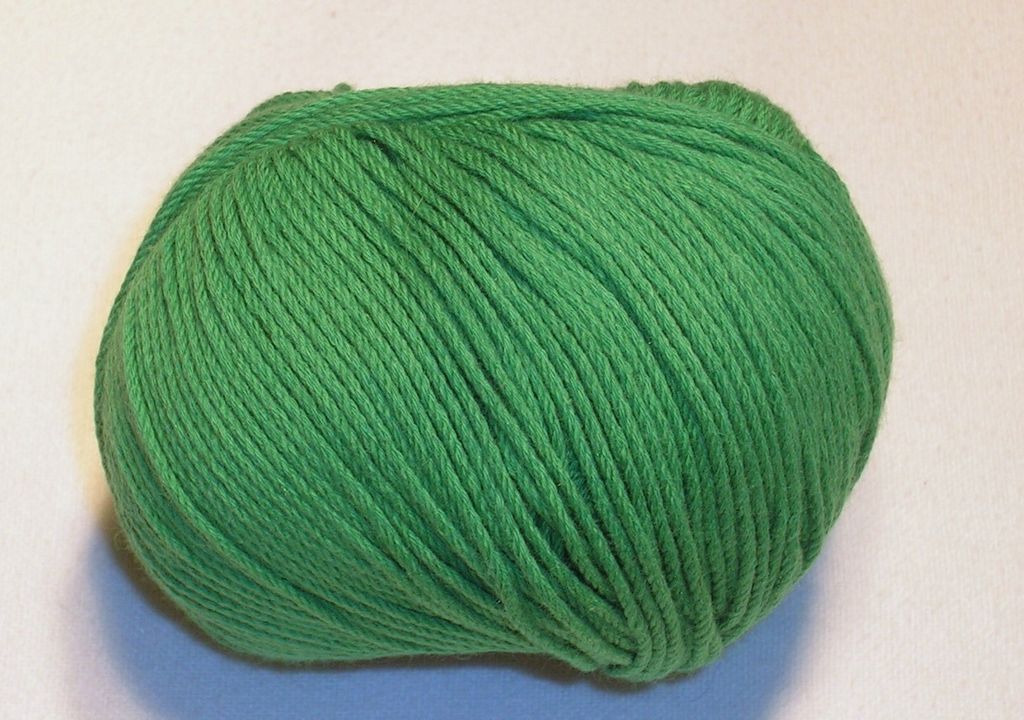 SIERRA UNICO, Baumwoll-/Seidengarn von Schulana, Farbe 43 (grün) - ca. 110 m/50 g