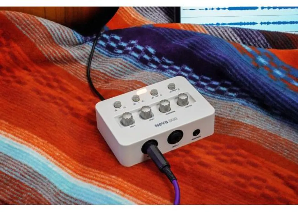 ESI Neva Duo avec Préamplis XLR et Conversion 24-bit 192kHz Premium - 10