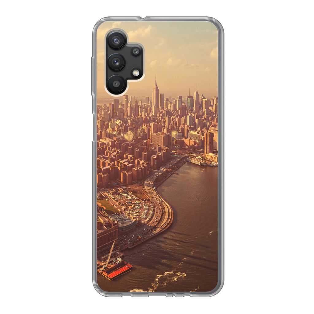 MuchoWow Handyhülle Schutzhülle Hülle für Samsung Galaxy A32 5G New York - Skyline - Gold Silikon Softcase Handy Hülle - Softcase