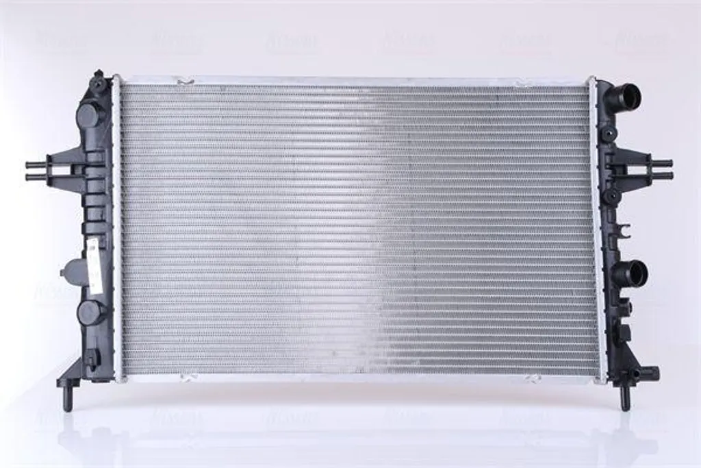 Radiateur Moteur NISSENS 63095A OE 1300258 pour Opel Astra G et Zafira