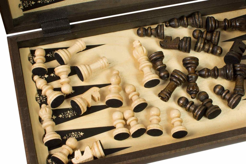 3-in-1-Holzset (40x40cm) Schach + Dame + Backgammon