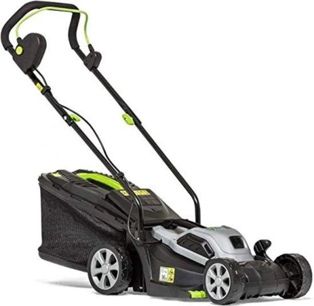 Tondeuse thermique autotractée compacte de 8,3 kg pour gazon impeccable