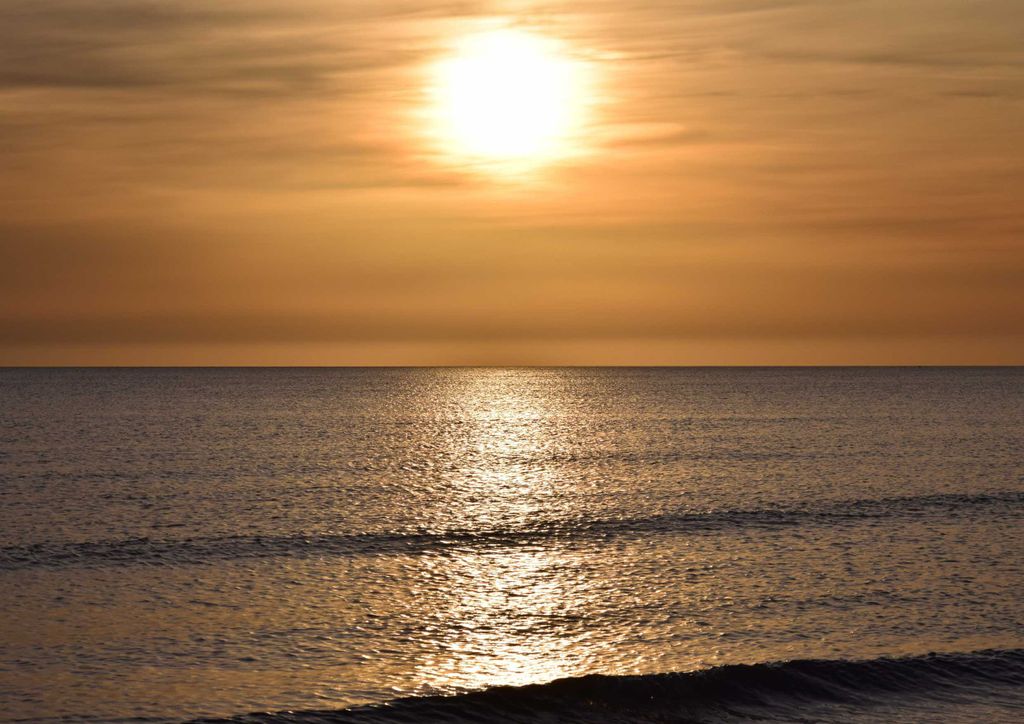 hansepuzzle 38218 - Sonnenuntergang Puzzle, 260 Teile, Reisen, 41,0 x 28,0cm mit hochwertiger Aufbewahrung, Kartonbox & Beutel