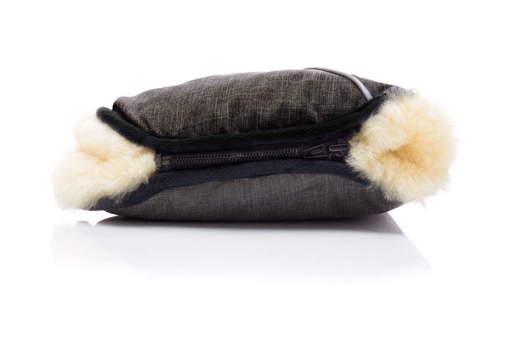 Laraice Muff Handwärmer By Gebeana - 109,00