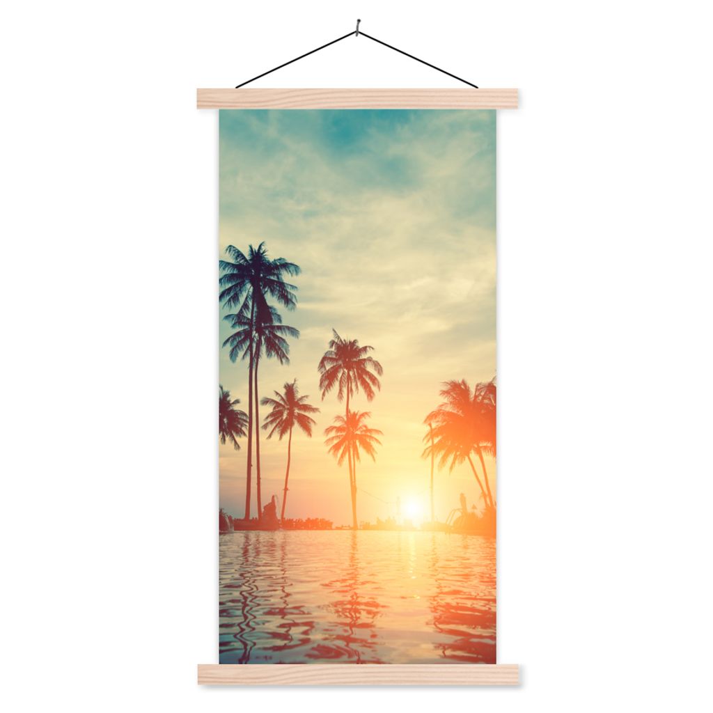 MuchoWow Textilposter Meer - Sonnenuntergang - Palme - Wolken 60x120 cm mit holzfarbenen Rahmen - Holz